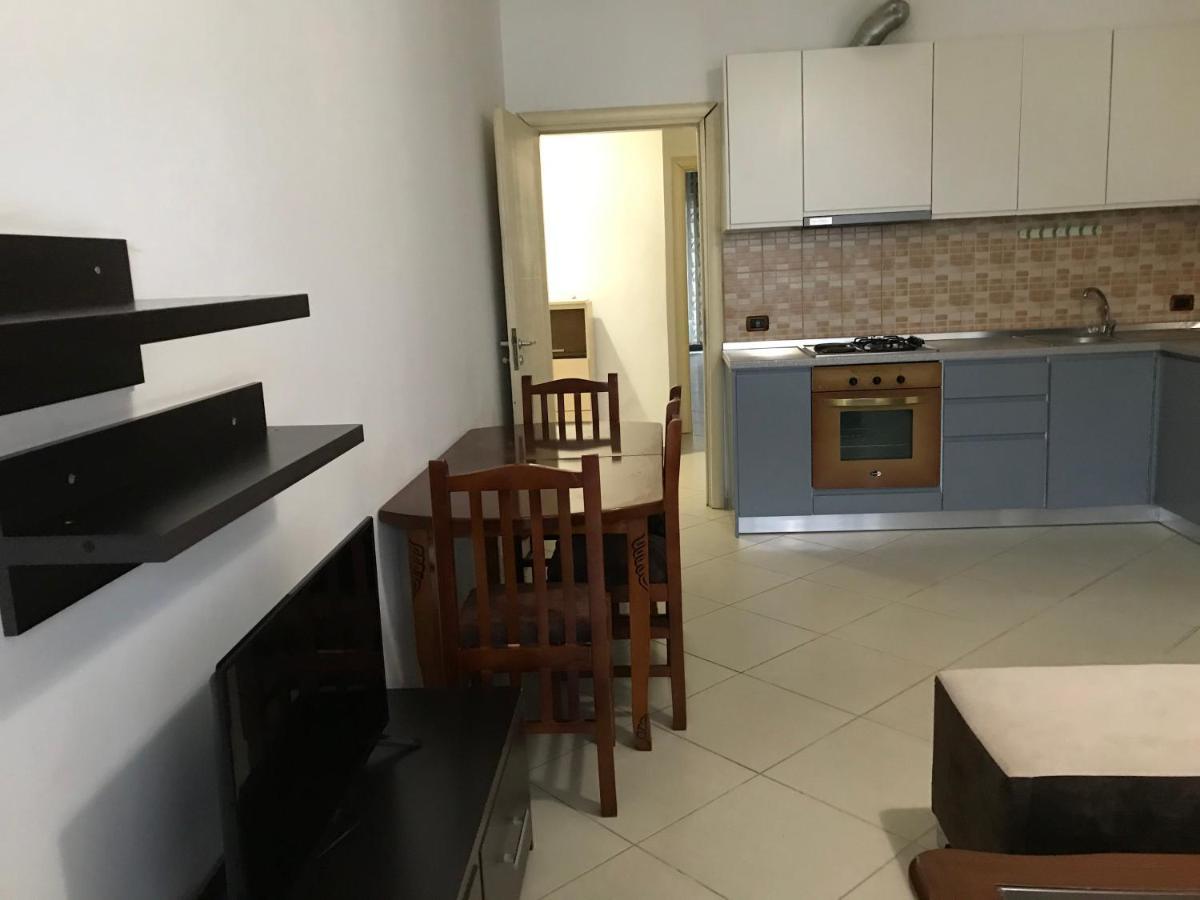 Home Sweet Home 1 - Guest House Tirana Bagian luar foto